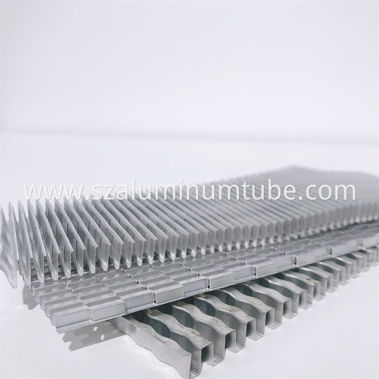 Aluminum fin heat sink (18)